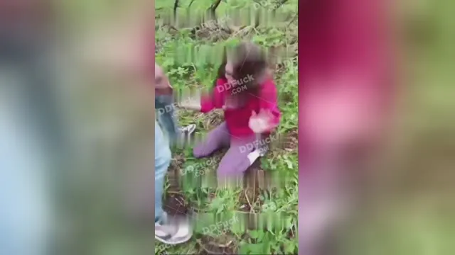 Наказали закладчицу на месте преступления